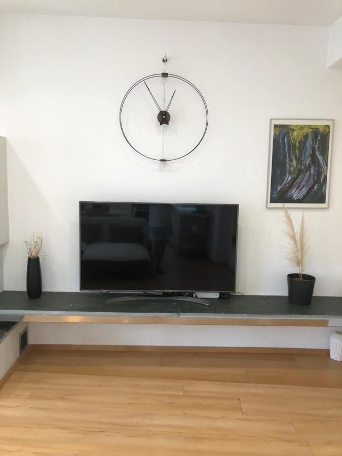 Vanessa House Luxury Apartments スキアトスタウン エクステリア 写真