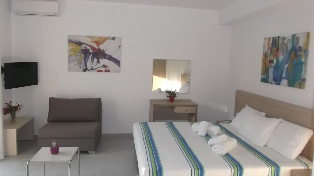 Vanessa House Luxury Apartments スキアトスタウン エクステリア 写真