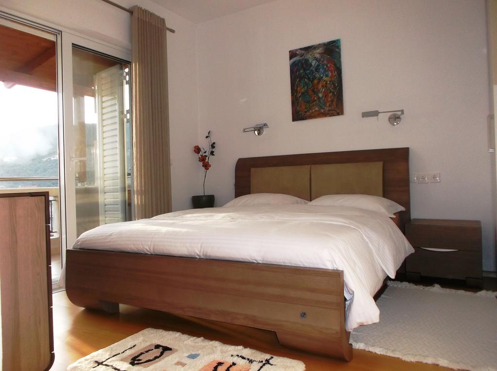 Vanessa House Luxury Apartments スキアトスタウン エクステリア 写真